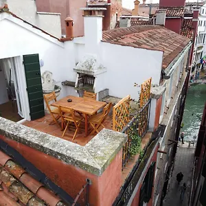 Apartment Rooftop San Marco - Tower View, Venice